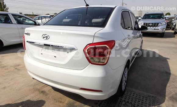 Acheter Import Voiture Hyundai i10 Blanc à Import - Dubai, Bujumbura Acheter Import Voiture Hyundai i10 Blanc à Import - Dubai, Bujumbura