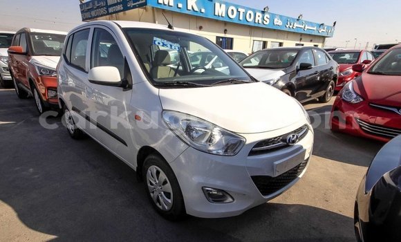 Nunua Imported Hyundai i10 Nyeupe Gari ndani ya Import - Dubai nchini Bujumbura Nunua Imported Hyundai i10 Nyeupe Gari ndani ya Import - Dubai nchini Bujumbura