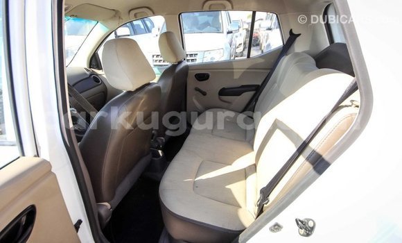 Nunua Imported Hyundai i10 Nyeupe Gari ndani ya Import - Dubai nchini Bujumbura Nunua Imported Hyundai i10 Nyeupe Gari ndani ya Import - Dubai nchini Bujumbura
