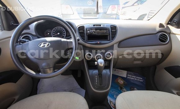 Nunua Imported Hyundai i10 Nyeupe Gari ndani ya Import - Dubai nchini Bujumbura Nunua Imported Hyundai i10 Nyeupe Gari ndani ya Import - Dubai nchini Bujumbura