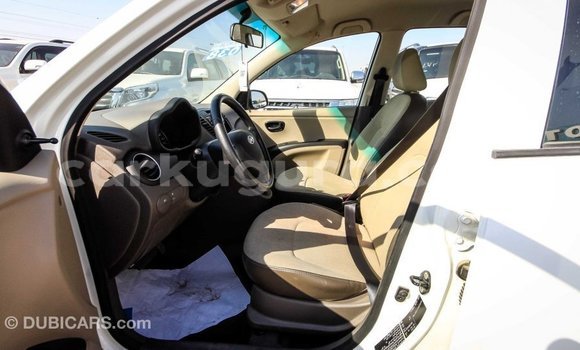 Nunua Imported Hyundai i10 Nyeupe Gari ndani ya Import - Dubai nchini Bujumbura Nunua Imported Hyundai i10 Nyeupe Gari ndani ya Import - Dubai nchini Bujumbura