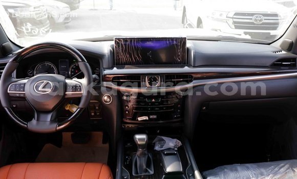 Nunua Imported Lexus LX Nyeupe Gari ndani ya Import - Dubai nchini Bujumbura Nunua Imported Lexus LX Nyeupe Gari ndani ya Import - Dubai nchini Bujumbura
