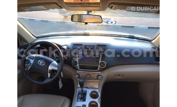 Nunua Imported Toyota Highlander Nyeupe Gari ndani ya Import - Dubai nchini Bujumbura Nunua Imported Toyota Highlander Nyeupe Gari ndani ya Import - Dubai nchini Bujumbura