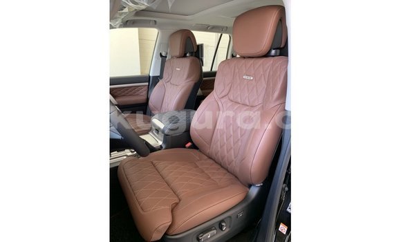 Nunua Imported Toyota Land Cruiser Nyeusi Gari ndani ya Import - Dubai nchini Bujumbura Nunua Imported Toyota Land Cruiser Nyeusi Gari ndani ya Import - Dubai nchini Bujumbura