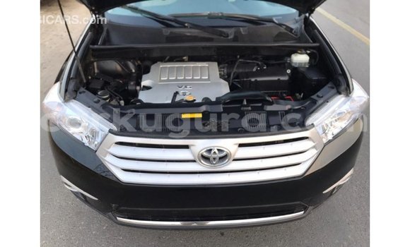 Nunua Imported Toyota Highlander Nyeusi Gari ndani ya Import - Dubai nchini Bujumbura Nunua Imported Toyota Highlander Nyeusi Gari ndani ya Import - Dubai nchini Bujumbura