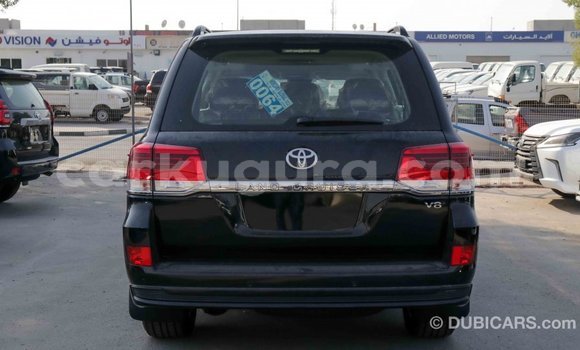 Nunua Imported Toyota Land Cruiser Nyeusi Gari ndani ya Import - Dubai nchini Bujumbura Nunua Imported Toyota Land Cruiser Nyeusi Gari ndani ya Import - Dubai nchini Bujumbura