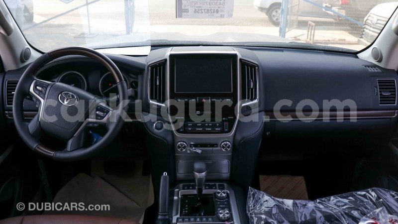 Big with watermark toyota land cruiser bujumbura import dubai 3447