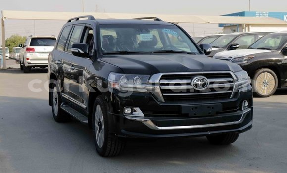 Nunua Imported Toyota Land Cruiser Nyeusi Gari ndani ya Import - Dubai nchini Bujumbura Nunua Imported Toyota Land Cruiser Nyeusi Gari ndani ya Import - Dubai nchini Bujumbura
