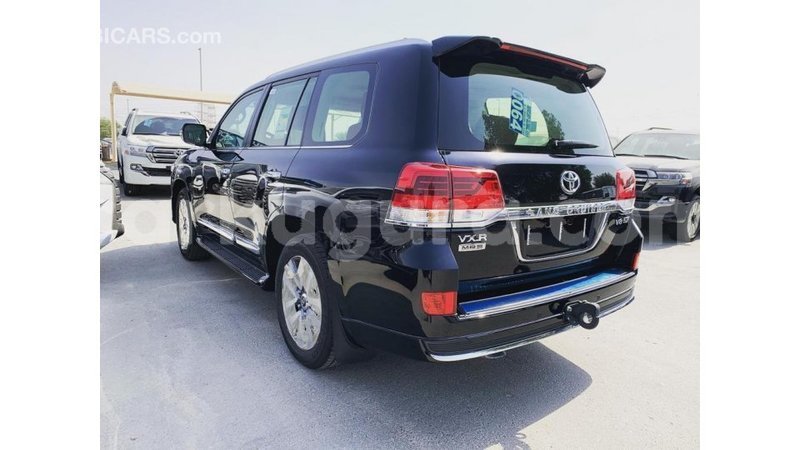 Big with watermark toyota land cruiser bujumbura import dubai 3453