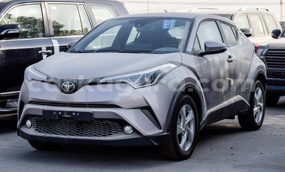 Acheter Import Voiture Toyota C-HR Autre à Import - Dubai, Bujumbura Acheter Import Voiture Toyota C-HR Autre à Import - Dubai, Bujumbura