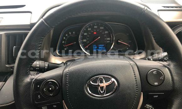Buy Used Toyota RAV4 White Car in Bujumbura in Bujumbura Buy Used Toyota RAV4 White Car in Bujumbura in Bujumbura