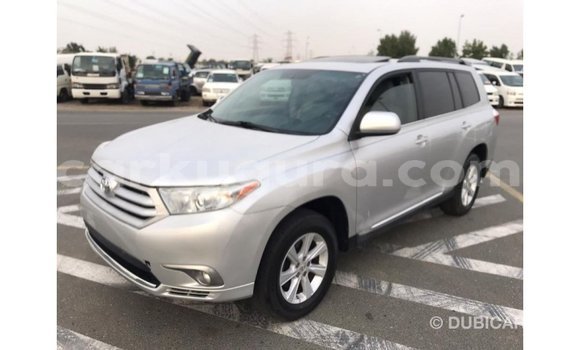 Nunua Imported Toyota Highlander Nyingine Gari ndani ya Import - Dubai nchini Bujumbura Nunua Imported Toyota Highlander Nyingine Gari ndani ya Import - Dubai nchini Bujumbura