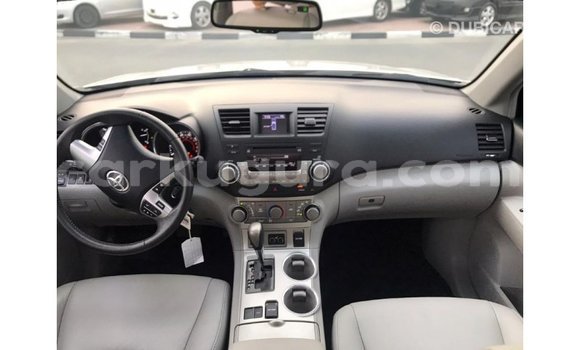 Nunua Imported Toyota Highlander Nyingine Gari ndani ya Import - Dubai nchini Bujumbura Nunua Imported Toyota Highlander Nyingine Gari ndani ya Import - Dubai nchini Bujumbura