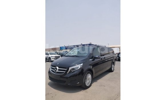 Acheter Import Voiture Mercedes-Benz 250 Noir à Import - Dubai, Bujumbura Acheter Import Voiture Mercedes-Benz 250 Noir à Import - Dubai, Bujumbura