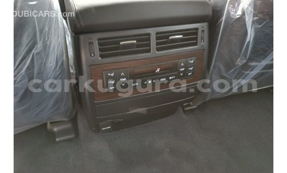 Nunua Imported Toyota Land Cruiser Nyeupe Gari ndani ya Import - Dubai nchini Bujumbura Nunua Imported Toyota Land Cruiser Nyeupe Gari ndani ya Import - Dubai nchini Bujumbura