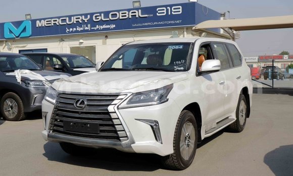 Nunua Imported Lexus LX Nyeupe Gari ndani ya Import - Dubai nchini Bujumbura Nunua Imported Lexus LX Nyeupe Gari ndani ya Import - Dubai nchini Bujumbura