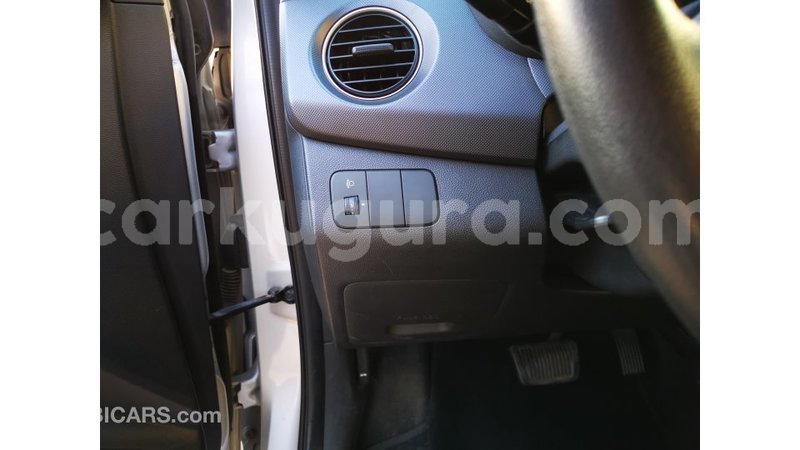 Big with watermark hyundai i10 bujumbura import dubai 3492