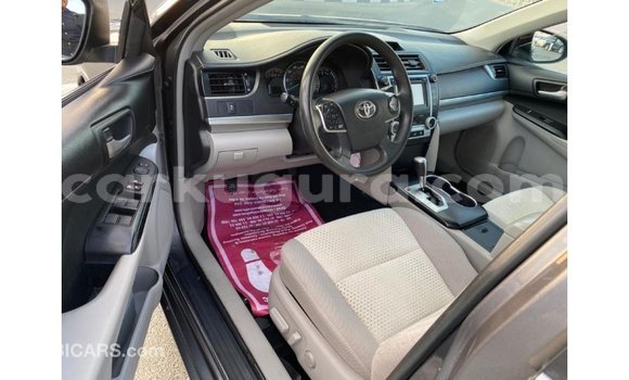 Nunua Imported Toyota Camry Nyingine Gari ndani ya Import - Dubai nchini Bujumbura Nunua Imported Toyota Camry Nyingine Gari ndani ya Import - Dubai nchini Bujumbura
