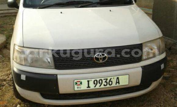 Acheter Occasion Voiture Toyota Probox Blanc à Mairie au Bujumbura Acheter Occasion Voiture Toyota Probox Blanc à Mairie au Bujumbura