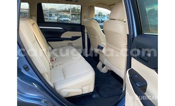 Nunua Imported Toyota Highlander Bluu Gari ndani ya Import - Dubai nchini Bujumbura Nunua Imported Toyota Highlander Bluu Gari ndani ya Import - Dubai nchini Bujumbura
