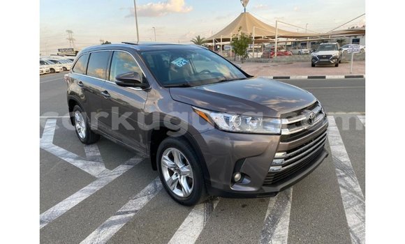 Nunua Imported Toyota Highlander Nyingine Gari ndani ya Import - Dubai nchini Bujumbura Nunua Imported Toyota Highlander Nyingine Gari ndani ya Import - Dubai nchini Bujumbura