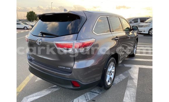 Nunua Imported Toyota Highlander Nyingine Gari ndani ya Import - Dubai nchini Bujumbura Nunua Imported Toyota Highlander Nyingine Gari ndani ya Import - Dubai nchini Bujumbura