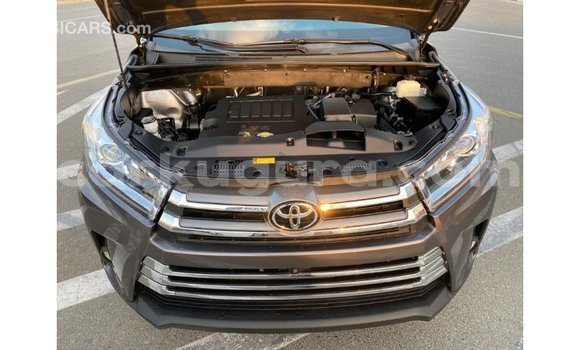 Nunua Imported Toyota Highlander Nyingine Gari ndani ya Import - Dubai nchini Bujumbura Nunua Imported Toyota Highlander Nyingine Gari ndani ya Import - Dubai nchini Bujumbura