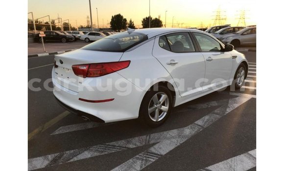 Nunua Imported Kia Optima Nyeupe Gari ndani ya Import - Dubai nchini Bujumbura Nunua Imported Kia Optima Nyeupe Gari ndani ya Import - Dubai nchini Bujumbura