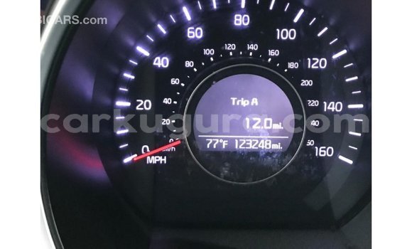 Nunua Imported Kia Optima Nyeupe Gari ndani ya Import - Dubai nchini Bujumbura Nunua Imported Kia Optima Nyeupe Gari ndani ya Import - Dubai nchini Bujumbura