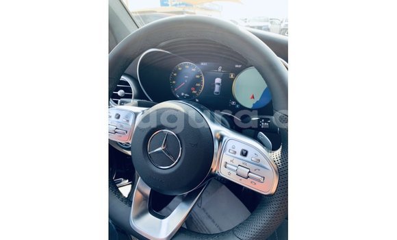 Acheter Import Voiture Mercedes-Benz GLC Noir à Import - Dubai, Bujumbura Acheter Import Voiture Mercedes-Benz GLC Noir à Import - Dubai, Bujumbura