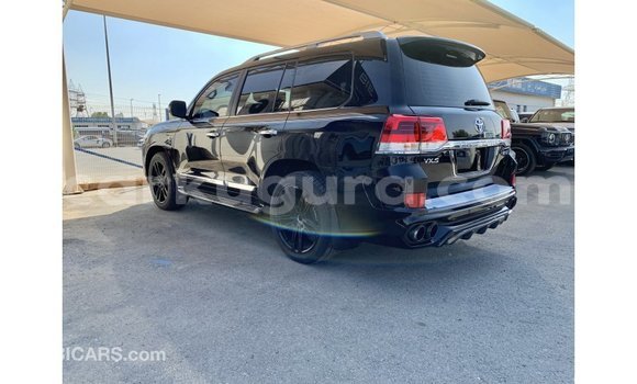 Acheter Import Voiture Toyota Land Cruiser Noir à Import - Dubai, Bujumbura Acheter Import Voiture Toyota Land Cruiser Noir à Import - Dubai, Bujumbura