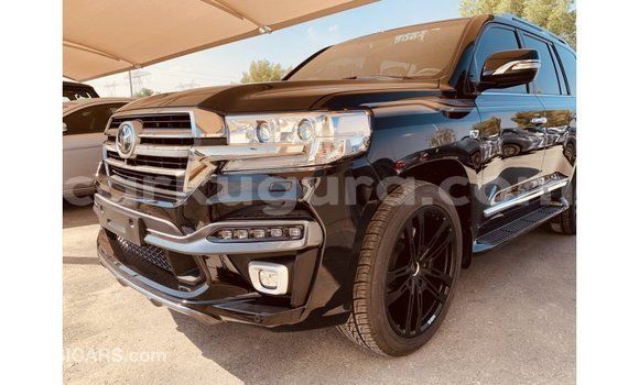 Acheter Import Voiture Toyota Land Cruiser Noir à Import - Dubai, Bujumbura Acheter Import Voiture Toyota Land Cruiser Noir à Import - Dubai, Bujumbura