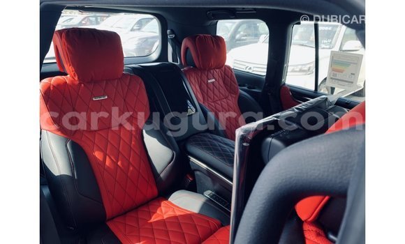 Acheter Import Voiture Lexus LX Noir à Import - Dubai, Bujumbura Acheter Import Voiture Lexus LX Noir à Import - Dubai, Bujumbura