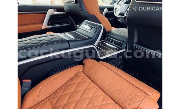 Acheter Import Voiture Toyota Land Cruiser Noir à Import - Dubai, Bujumbura Acheter Import Voiture Toyota Land Cruiser Noir à Import - Dubai, Bujumbura