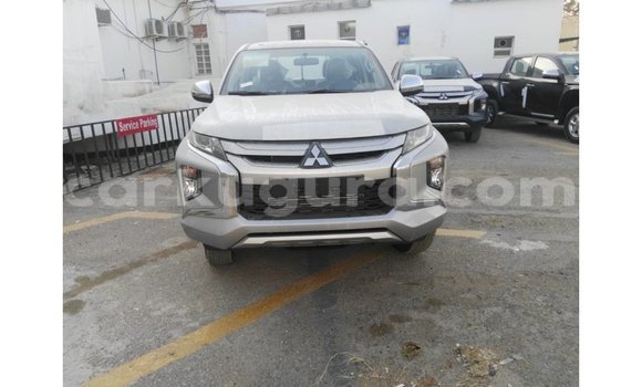 Nunua Imported Mitsubishi L200 Nyingine Gari ndani ya Import - Dubai nchini Bujumbura Nunua Imported Mitsubishi L200 Nyingine Gari ndani ya Import - Dubai nchini Bujumbura