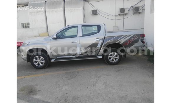 Nunua Imported Mitsubishi L200 Nyingine Gari ndani ya Import - Dubai nchini Bujumbura Nunua Imported Mitsubishi L200 Nyingine Gari ndani ya Import - Dubai nchini Bujumbura