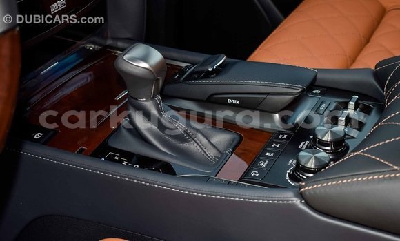 Nunua Imported Lexus LX Nyeusi Gari ndani ya Import - Dubai nchini Bujumbura Nunua Imported Lexus LX Nyeusi Gari ndani ya Import - Dubai nchini Bujumbura