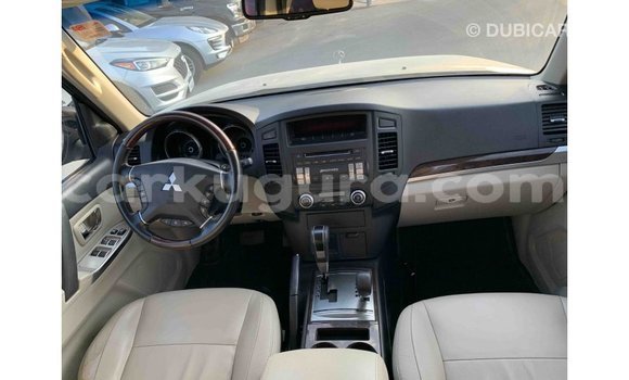 Nunua Imported Mitsubishi Pajero Nyingine Gari ndani ya Import - Dubai nchini Bujumbura Nunua Imported Mitsubishi Pajero Nyingine Gari ndani ya Import - Dubai nchini Bujumbura