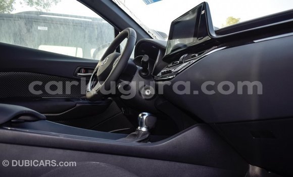 Acheter Import Voiture Toyota C-HR Autre à Import - Dubai, Bujumbura Acheter Import Voiture Toyota C-HR Autre à Import - Dubai, Bujumbura