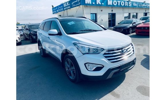 Buy Import Hyundai Santa Fe White Car in Import - Dubai in Bujumbura Buy Import Hyundai Santa Fe White Car in Import - Dubai in Bujumbura