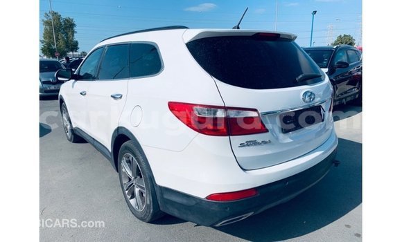 Buy Import Hyundai Santa Fe White Car in Import - Dubai in Bujumbura Buy Import Hyundai Santa Fe White Car in Import - Dubai in Bujumbura