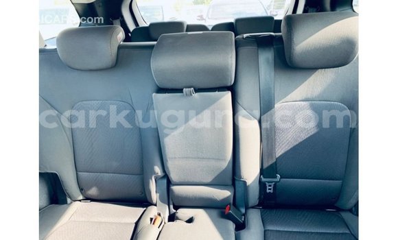 Buy Import Hyundai Santa Fe White Car in Import - Dubai in Bujumbura Buy Import Hyundai Santa Fe White Car in Import - Dubai in Bujumbura