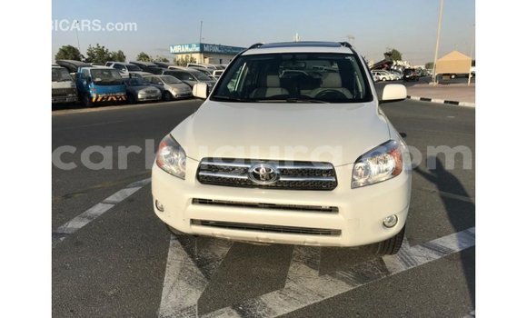 Buy Import Toyota 4Runner White Car in Import - Dubai in Bujumbura Buy Import Toyota 4Runner White Car in Import - Dubai in Bujumbura