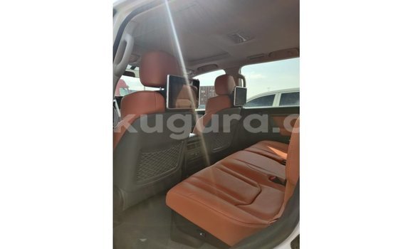 Buy Import Toyota Land Cruiser White Car in Import - Dubai in Bujumbura Buy Import Toyota Land Cruiser White Car in Import - Dubai in Bujumbura