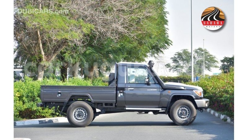 Big with watermark toyota land cruiser bujumbura import dubai 3568