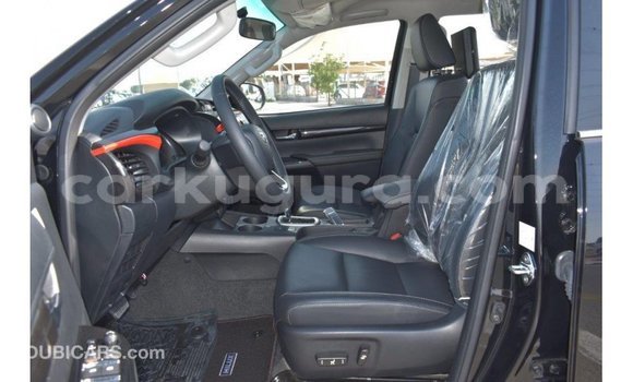 Buy Import Toyota Hilux Black Car in Import - Dubai in Bujumbura Buy Import Toyota Hilux Black Car in Import - Dubai in Bujumbura