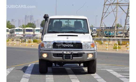 Buy Import Toyota Land Cruiser Other Car in Import - Dubai in Bujumbura Buy Import Toyota Land Cruiser Other Car in Import - Dubai in Bujumbura