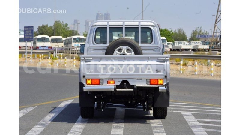 Big with watermark toyota land cruiser bujumbura import dubai 3574