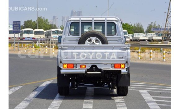Buy Import Toyota Land Cruiser Other Car in Import - Dubai in Bujumbura Buy Import Toyota Land Cruiser Other Car in Import - Dubai in Bujumbura