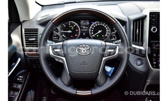 Buy Import Toyota Land Cruiser Other Car in Import - Dubai in Bujumbura Buy Import Toyota Land Cruiser Other Car in Import - Dubai in Bujumbura